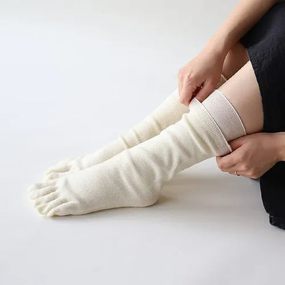 Japanese-made 4-layer cold-proof socks (silk x wool)