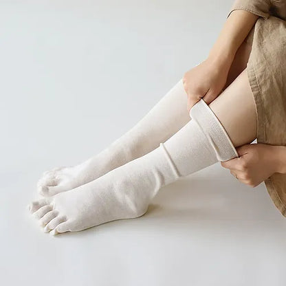 Japanese-made two-layer warm sleeping socks (silk x wool)