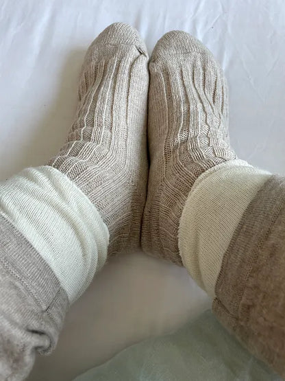 [Pre-order] Japanese-made 6-layer cold-proof socks (silk x wool)